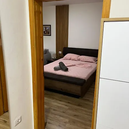 Appartamento Bright & Roomy Myslym Shyri